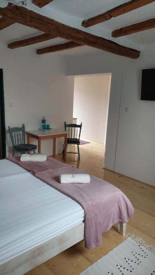 Guest house Eva House Pacir