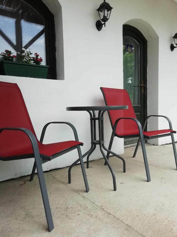 Eva House Guest house Pacir